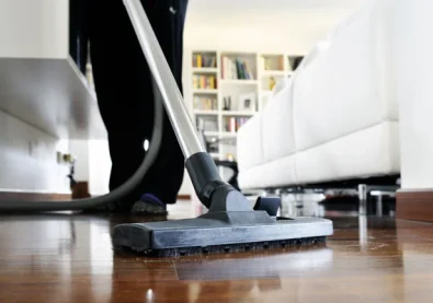 depositphotos_10860945-stock-photo-vacuum-cleaner